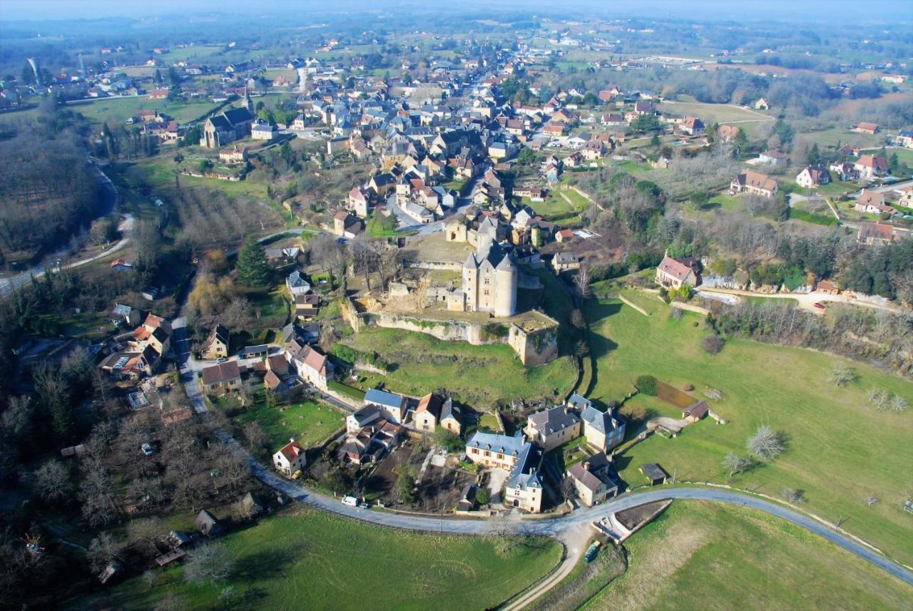 Petite Maison En Pierre Au Coeur Du Perigord Noir Salignac Eyvigues Exterior foto